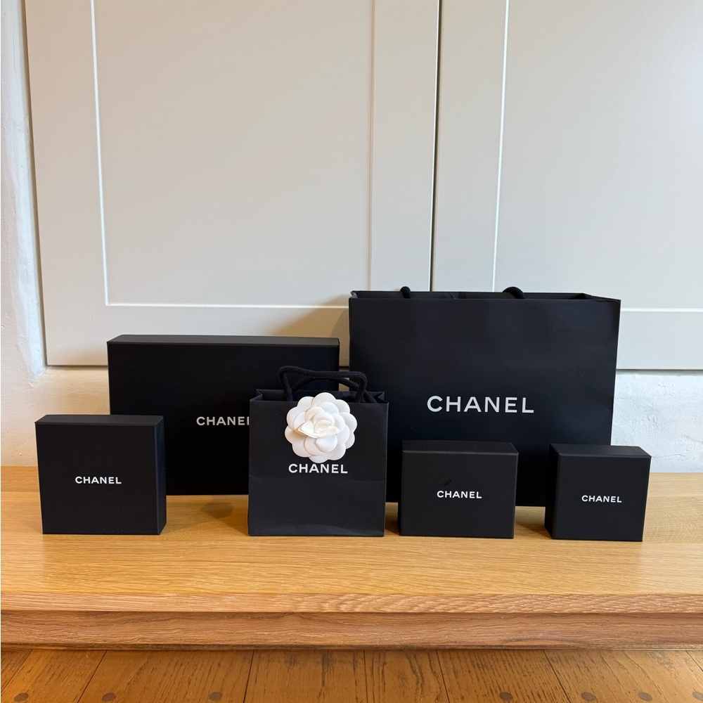Chanel Black Gift Set